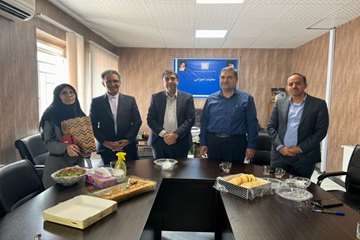 جشن بازنشستگی دو تن از کارمندان حوزه آموزش دانشگاه 